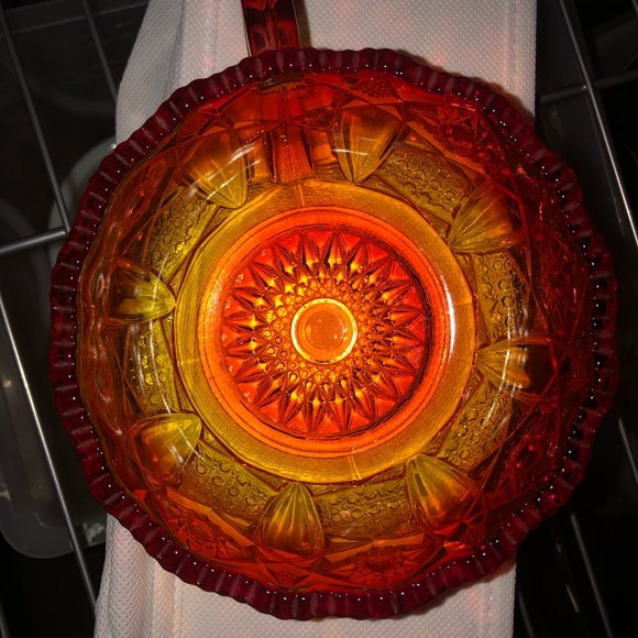 🔥 😱STUNNING! VTG L.E. Smith Amberina Nappy Candy Dish w/Handle🔥 - Picture 3 of 5